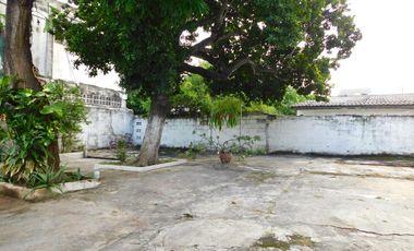 casa-local en venta en zona bancaria. Cod V85930