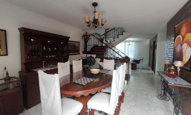 casa en venta en barrio blanco. Cod V27798