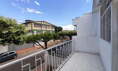 casa en venta en barrio blanco. Cod V27798