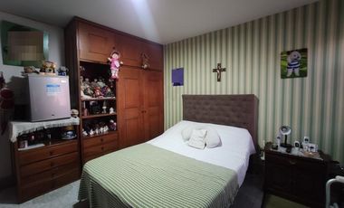casa en venta en barrio blanco. Cod V27798