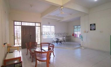 Disewa Rumah Bukit Senyum (Nagoya) Type 172/260 m2 - Batam