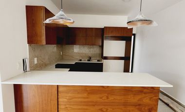 Casa en VENTA MUY AMPLIA Y COCHERA TECHADA fraccionamiento LOMAS DEL DORADO