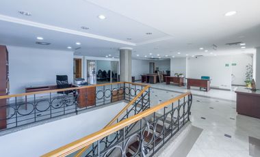 SE ALQUILA EDIFICIO DE 3 PISOS EN EL BARRIO SAN FERNANDO. Cod A5850