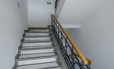 SE ALQUILA EDIFICIO DE 3 PISOS EN EL BARRIO SAN FERNANDO. Cod A5850