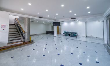 SE ALQUILA EDIFICIO DE 3 PISOS EN EL BARRIO SAN FERNANDO. Cod A5850