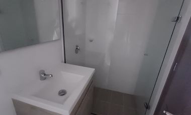 apartamento en arriendo en loma de las brujas. Cod A513181