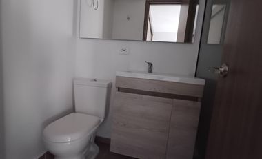 apartamento en arriendo en loma de las brujas. Cod A513181