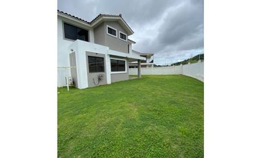 Se Vende Casa en Paseo del Norte