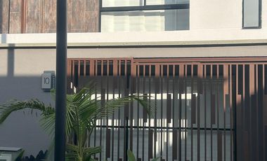 casa en arriendo en condominio entre parques. Cod A118361
