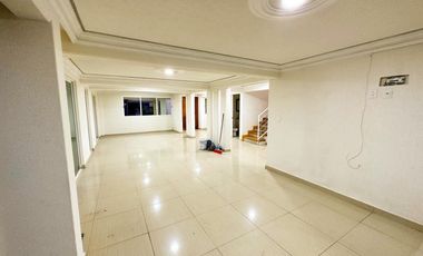 Renta de casa en Metepec con 4 habitaciones