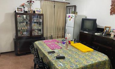 Nale Roxlo 4727 (01-02) altura Isola al 300 bis