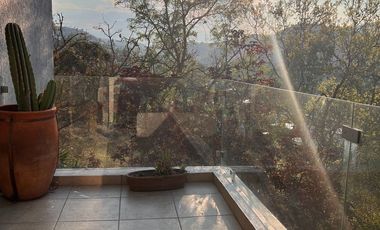 Casa de Lujo en Venta Fracc Las Cañadas Club de Golf vista Arbolada en Zapopan