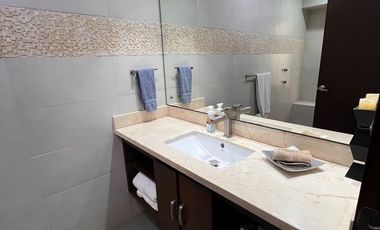 Casa de Lujo en Venta Fracc Las Cañadas Club de Golf vista Arbolada en Zapopan