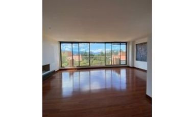 Bogotá vendo apartamento en lindaraja de 192 mts