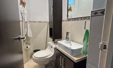 casa en venta en av libertadores. Cod V1255