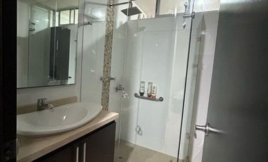 casa en venta en av libertadores. Cod V1255