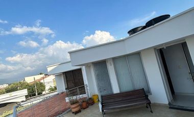casa en venta en av libertadores. Cod V1255