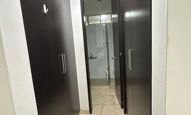 casa en venta en av libertadores. Cod V1255