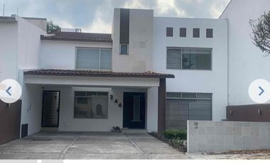 Casa en venta para reestrenar en residencial Chiluca