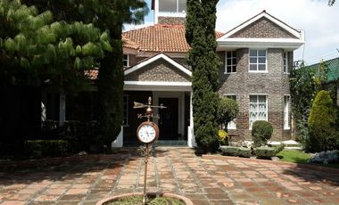 Hermosa Casa tipo Ingles / Venta Toluca
