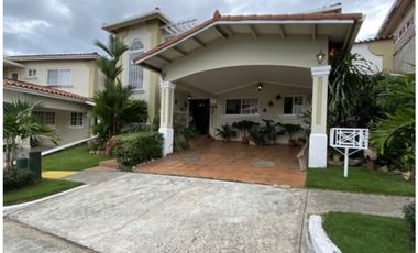 Venta de casa en Brisas del Golf, Brisas del Pacífico