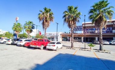 Local Comercial · Plaza Oasis · Bonampak · Puerto Cancún  · Junto a Café Nader