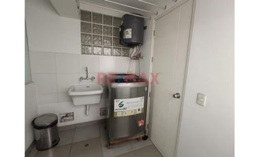 Alquiler De Departamento Con 2 Cocheras En Surco