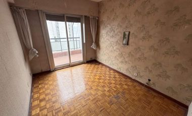 Venta 2 Ambientes, Balcón Corrido Al Frente, Muy Bajas Expensas