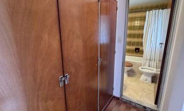 Venta 2 Ambientes, Balcón Corrido Al Frente, Muy Bajas Expensas