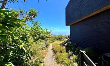 Casa en venta de 5 dorm. en Pichilemu
