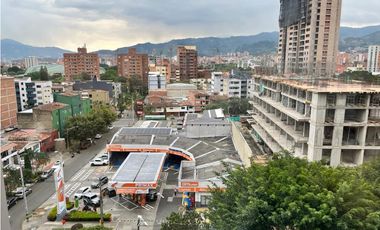 VENDO APARTAMENTO EN LOS COLORES MEDELLIN