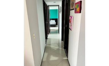 VENDO APARTAMENTO EN LOS COLORES MEDELLIN