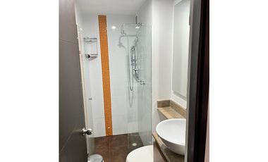 VENDO APARTAMENTO EN LOS COLORES MEDELLIN