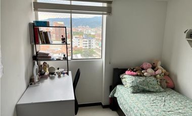VENDO APARTAMENTO EN LOS COLORES MEDELLIN