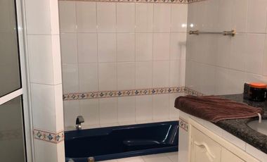 SE VENDE HERMOSA CASA CON ACABADOS DE LUJO