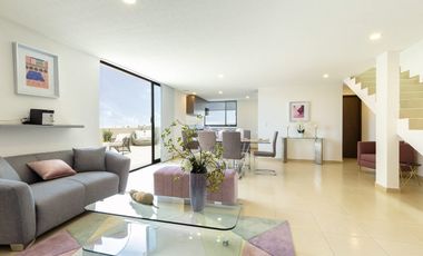 Preciosa Casa Tipo Duplex Entre El Refugio y Zibatá, 136 m2, de SUPER LUJO !!