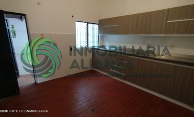 casa en arriendo en los pinos. Cod A13823
