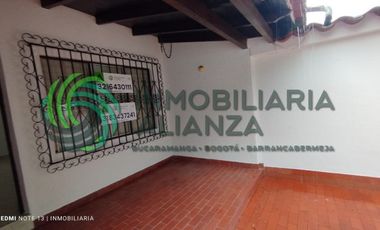 casa en arriendo en los pinos. Cod A13823