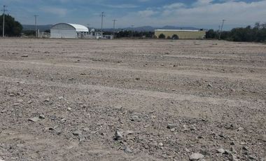 LOS ANGELES, CORREGIDORA, TERRENO BARDEADO RENTA,  15,000m2 a $25.00m2,   NJ