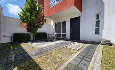 Casa en venta en Toluca, Fracc. Toscana III rapida salida a santa FE
