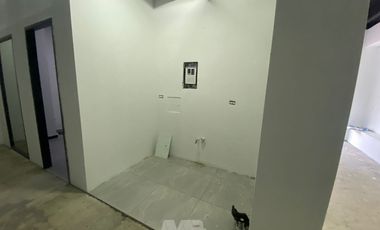 local en arriendo en  cabañas. Cod A62009