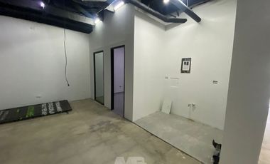 local en arriendo en  cabañas. Cod A62009