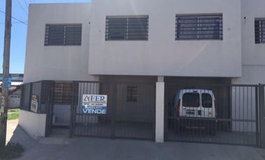 Duplex 4 ambientes con 2 cocheras