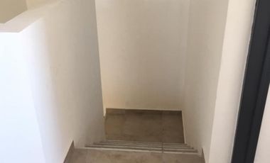 Duplex 4 ambientes con 2 cocheras