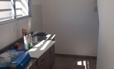 Duplex 4 ambientes con 2 cocheras
