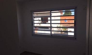 Duplex 4 ambientes con 2 cocheras