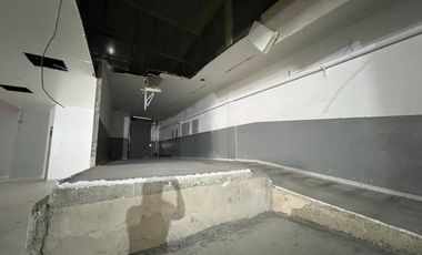 COD. 590 - SE ARRIENDA BODEGA - BARRIO: LA TRONCAL