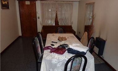 CHALET 3 AMB CON PATIO Y QUINCHO
