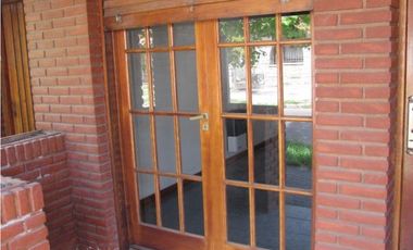 CHALET 3 AMB CON PATIO Y QUINCHO