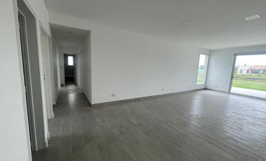 Venta de casa en el Barrio La Alameda -Canning